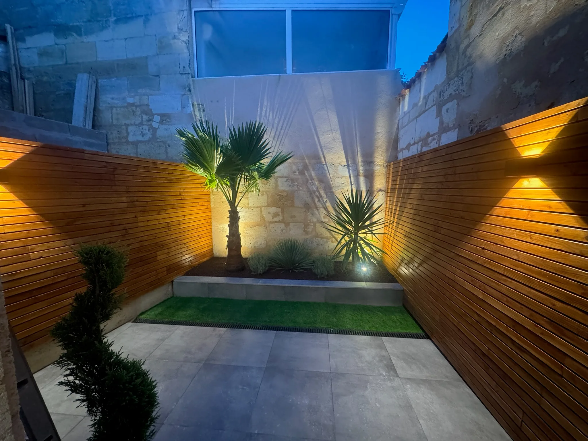 Cour après rénovation